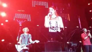 Noh Hus - Carolin Kebekus & KASALLA @Kasallarena 10.09.2016