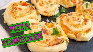 Knusprige Blätterteig Pizzaschnecken mit Paprika und Salami