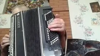 Песня о коне.Сильна песня,хотя и простая.