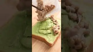 American Makes Breakfast in Japan
