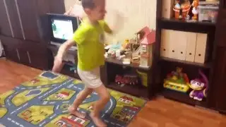 Подарили собаку