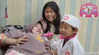 Ibu hamil sakit perut kebanyakan makan eskrim - bermain dokter-dokteran | Zein husna