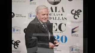 CARLOS PUMARES  EL HOMENAJE PERMANENTE