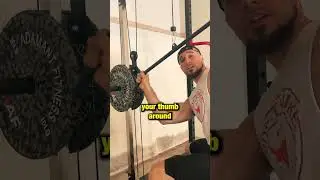 Lat Pulldown Correct Form (3 Mistakes To Avoid!)