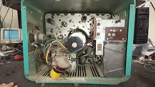 Servicing a 1957 General Electric model 14s208 b&w, vacuum tube television. P1/? assessment