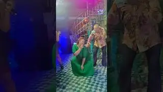 Победительница кастинга вокалисток ВИАгра. ГринБар Изя Смоленский