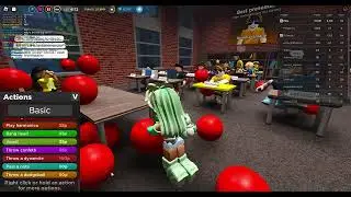 Roblox: The Presentation Experience: Dodgeball chaos