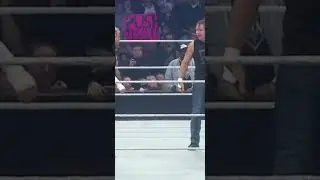 R-Truth steals WWE Intercontinental Championship Title in the time of battle #rtruth #smackdown #wwe