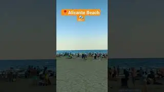 Beach life in Spain ❤️ 