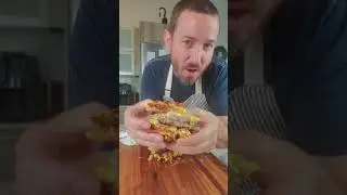 🤤🤤 Mac and Cheese Waffle Bun Burger #shorts
