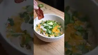 Creamy White Bean Chicken Chili ❤ (recipe in description)