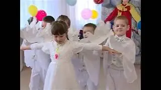 Цирк, "Танец с голубями"