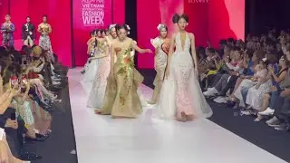 3 Models FALL during Hoàng Hải Spring/Summer 2022 Fashion Show 
