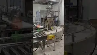 Full AUTO bagging and cartoning, transport goods smoothly into the cartons #industrialpackaging