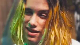 WORLD'S CRINGIEST TEENAGERS