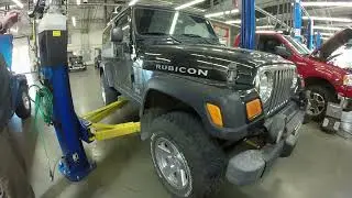 Hoisting a Vehicle