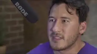 Markiplier and microphone. 🥰