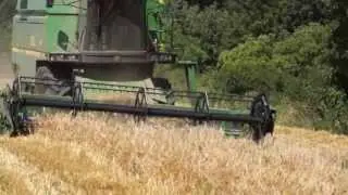 Gersteernte mit JD 2256 Hillmaster