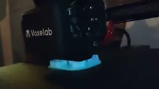 What do we have here? Voxelab Aquila D1! Maybe!