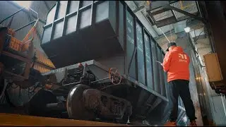Unloading of sunflower meal