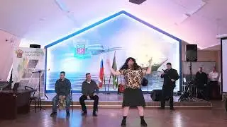 Девушки отдыхают. Концерт в таможне, посвященный Международному женскому дню