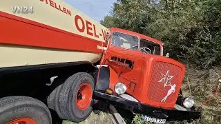 VN24 - 1961 vintage Henschel HS140 presumably crashed due to brake failure