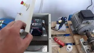 Variable speed motor control with Sinamics V20