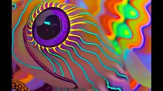 DISTANT DREAMS ─ A colorful fractal journey ─ (Ambient) Music by Dreamstate Logic