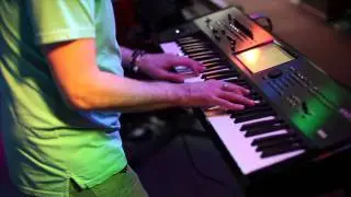 Prezentacja KORG KRONOS - gra Woytek Konikiewicz