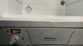 How to use the Dometic RM123 Fridge