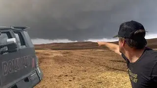 @ReedTimmerWx and Team Dominator get stuck during tornado intercept!