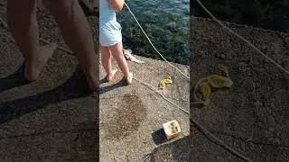 children's cutch 🦀♋ crab's full backet / дети  наловили крабов полное ведро .