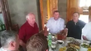 "არსად ისე არ მღერიან, როგორც აქ, ამ ქვეყანაში"...   Поют Грузины Georgians are singing