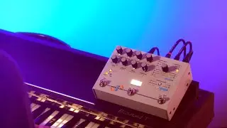 Hologram Microcosm: Electric Piano and Granular Effects