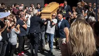 L’ultimo saluto a Simone Sperduti, aspirante vigile del fuoco morto in scooter