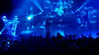 Won't Go Quietly (Live) - Example
