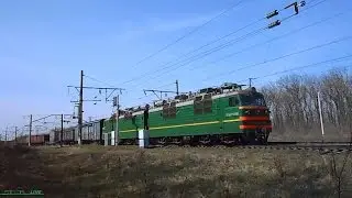ВЛ80Т-2081 с грузовым поездом