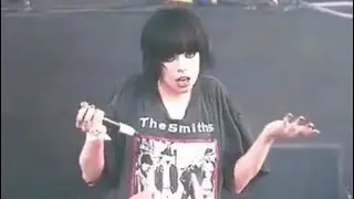 Crystal Castles fights (Compilation)