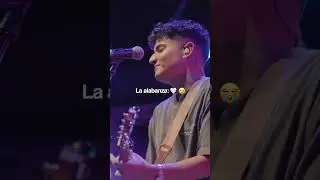 X: Solo es una alabanza 🙄 