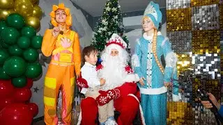 Новый год и ФИКСИКИ! Лёва и Даня попали на бумажное шоу к Нолику и Симке