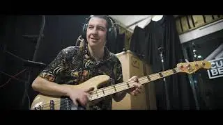 Dr Funk - Roadrunner (Live at Cube)