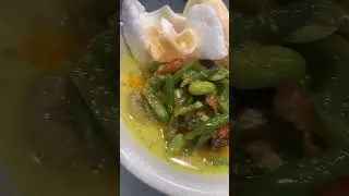 Lontong sayur 