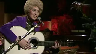 Tammy Wynette - That's The Way It Could Have Been (live)
