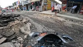 Delhi ￼ K road both Kharab h ￼￼