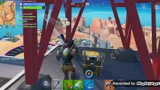 Как нуб играет в Fortnite