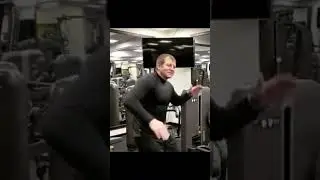 Александр Емельяненко танцует