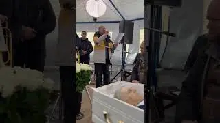 Христианская песня о небе где ожидает Спаситель всех своих детей