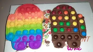 Fazendo pop it de Chocolate do Among Us