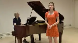 "La Farfalletta" - Bellini by Marjolein & Elewout