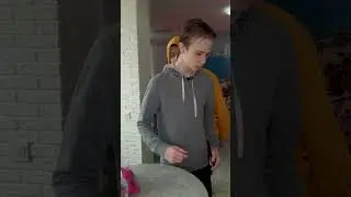 Слежу За Младшим Братом 24 Часа! НЕ ЗРЯ!  